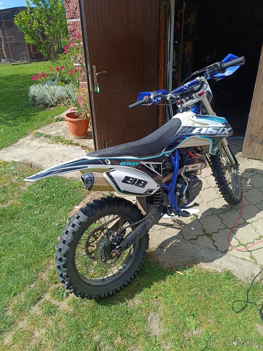 Xmotos 250