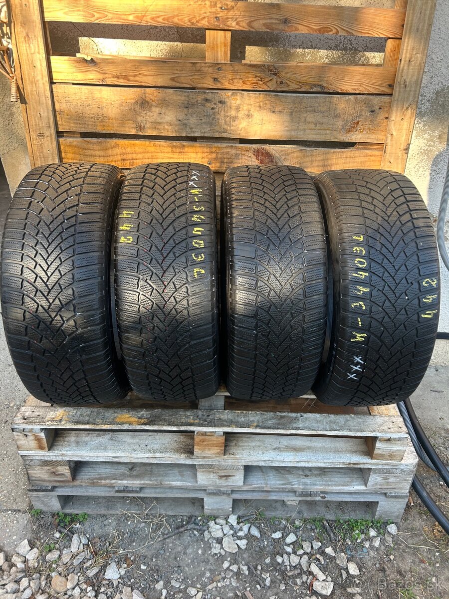 Bridgestone Blizak LM005-225/55/17”