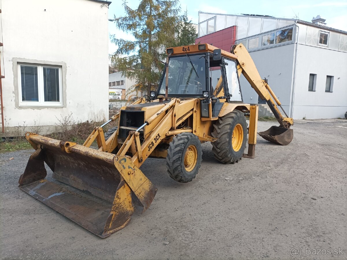 Traktor bager JCB 3CX 4x4