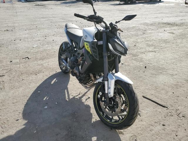 Rozpredám Yamaha MT09