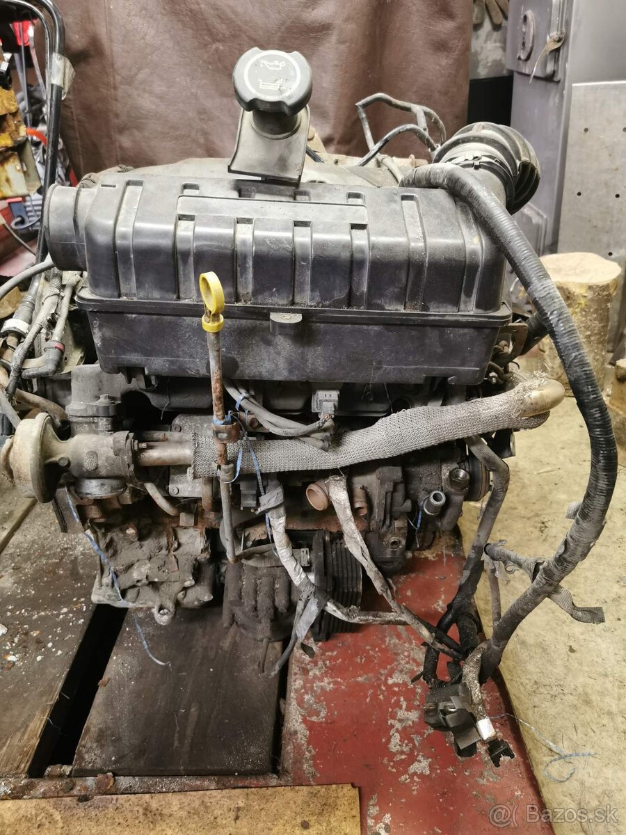 Motor ford transit 2liter