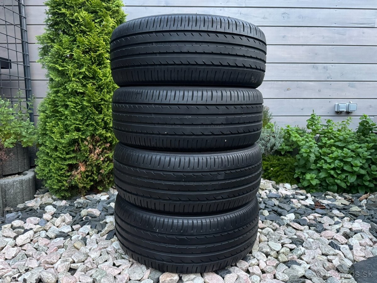 215/50 R18