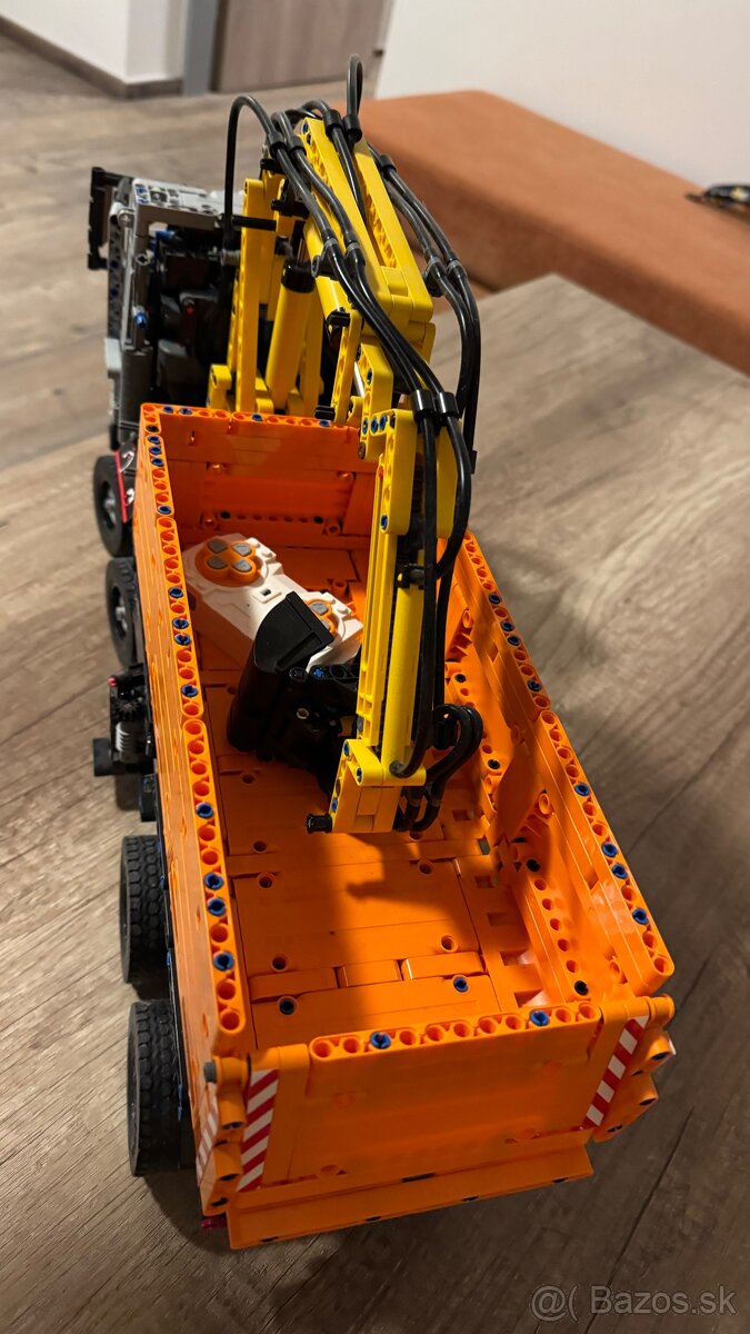 Predam lego MOULD KING nákladné auto