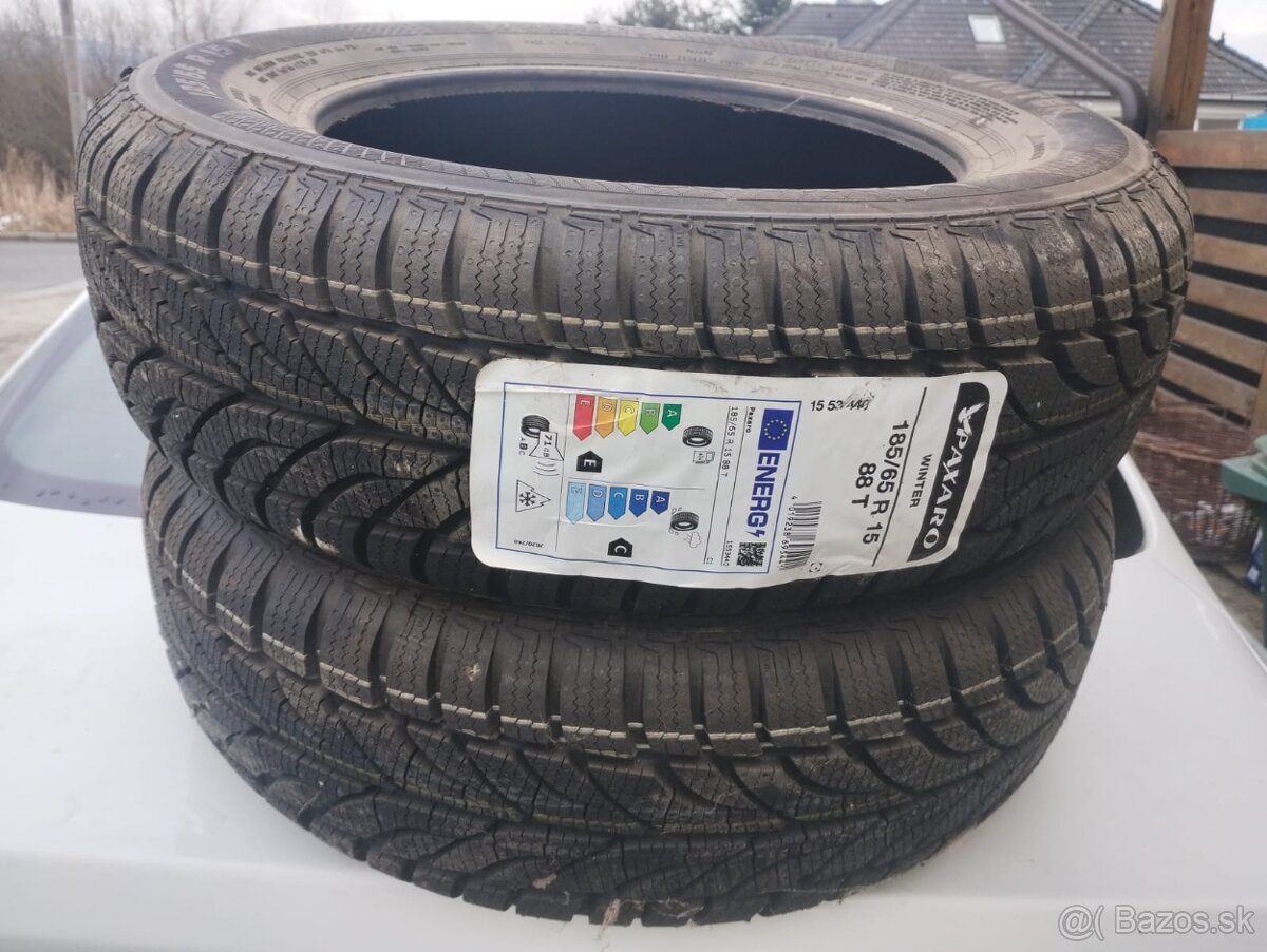 Pneumatiky Paxaro 185/65 R 15