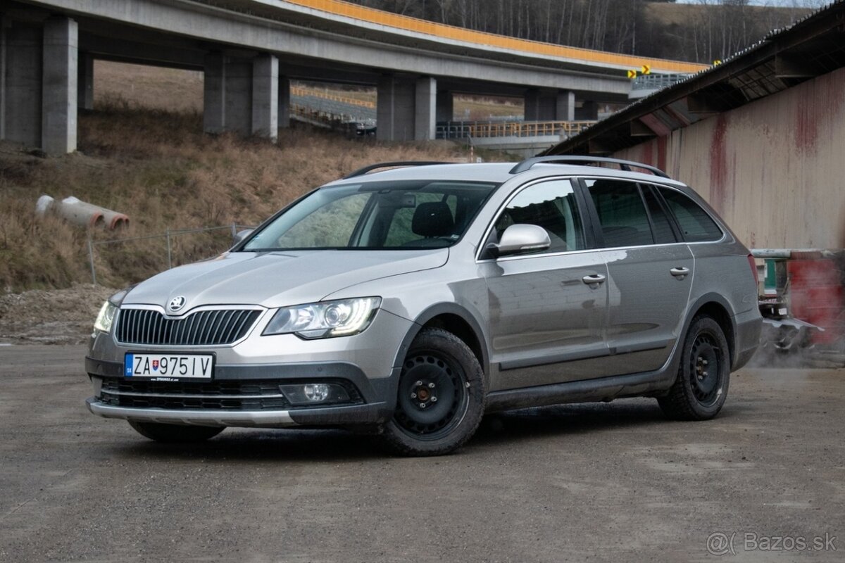 Škoda Superb Combi 2.0 TDI CR 170k Elegance 4x4 DSG