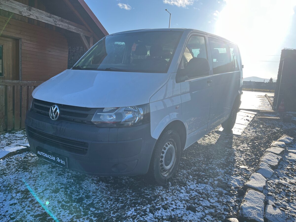 Volkswagen Transporter T6 2.0TDI 9-miestne