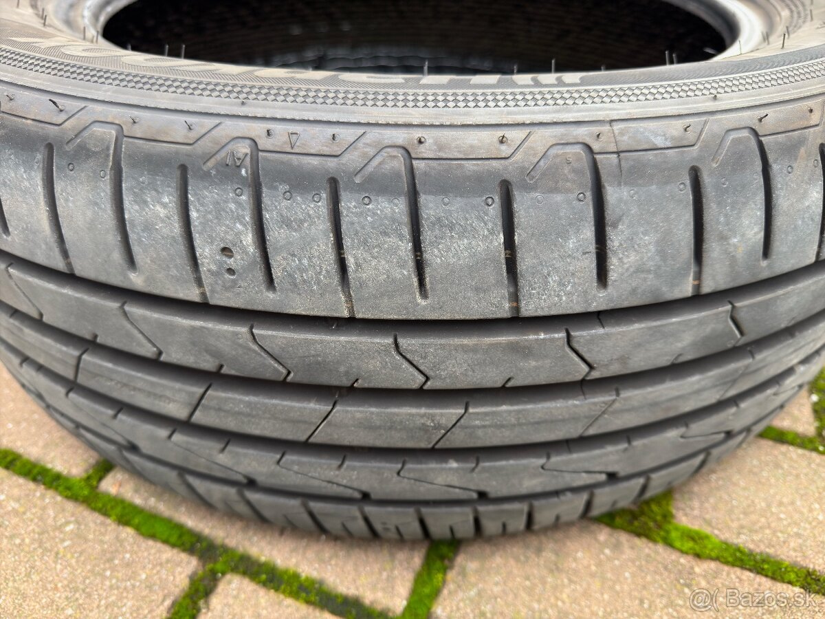 Letne pneu Hankook Ventus Prime 3 215/55 R17 94V