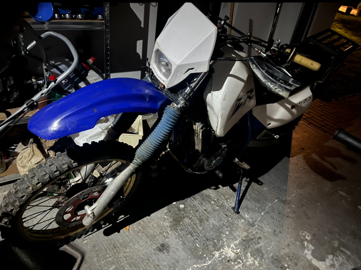 Predám suzuki dr650