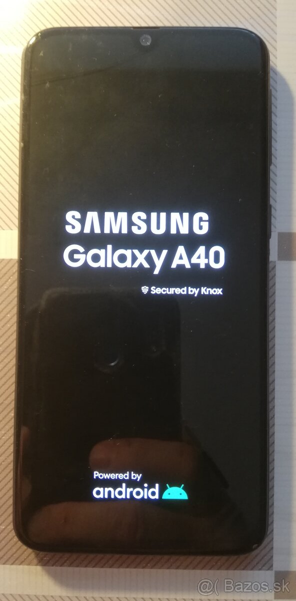 Samsung Galaxy A40 - 4/64/Android 10