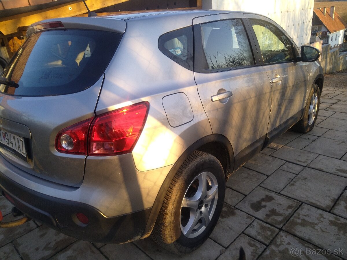 Nissan Qashqai 2.0dci,169tis.km, ťažné,4x4.