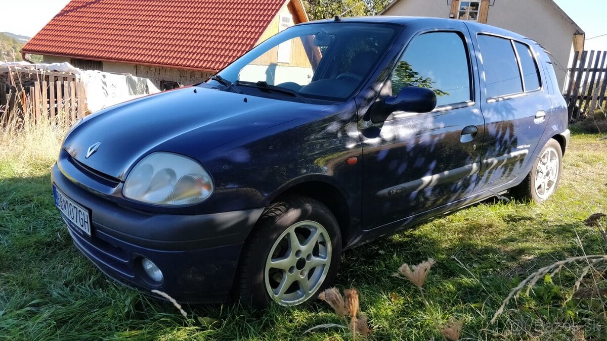 Renault Clio 1.2 55kw r.v. 2001