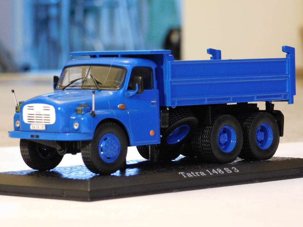 Tatra 148  Edition Atlas 1:43 + časopis