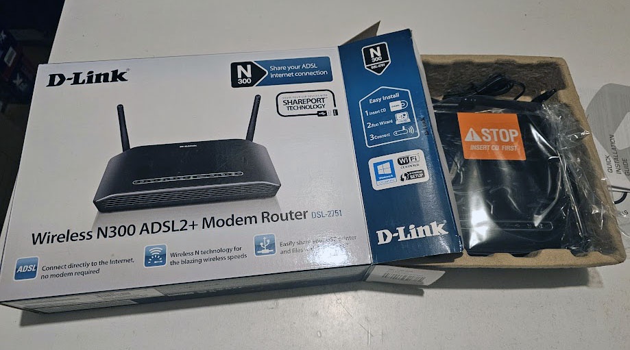 router D-LINK Wireless N300 ADSL2+