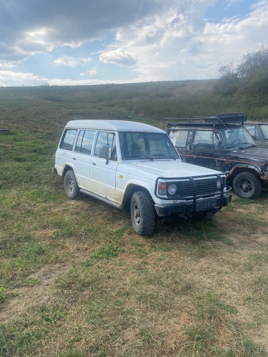 Mitsubishi pajero 1