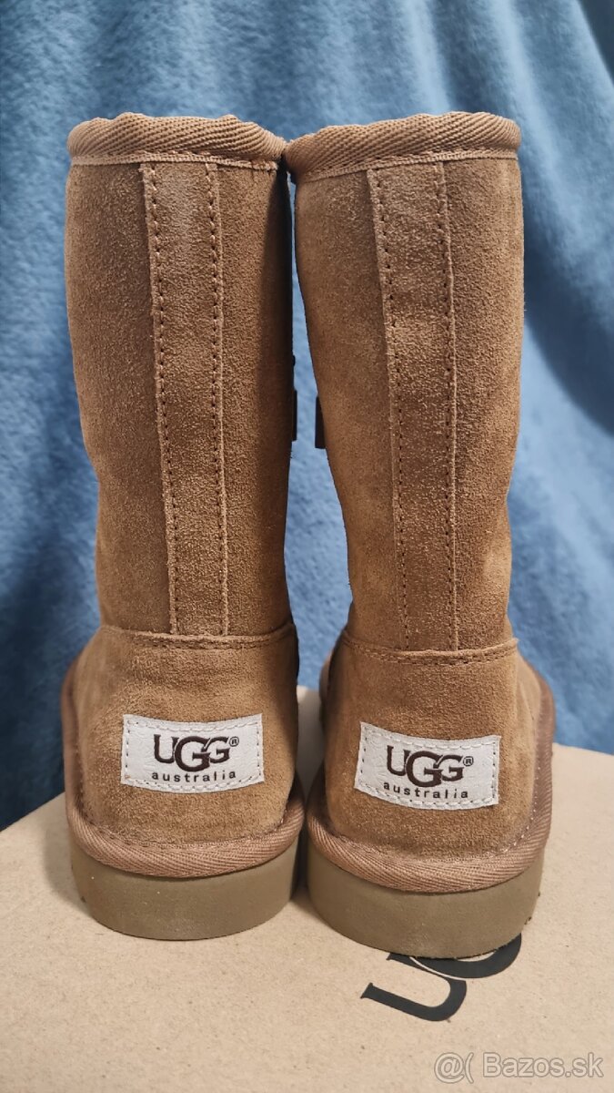 UGG Australia