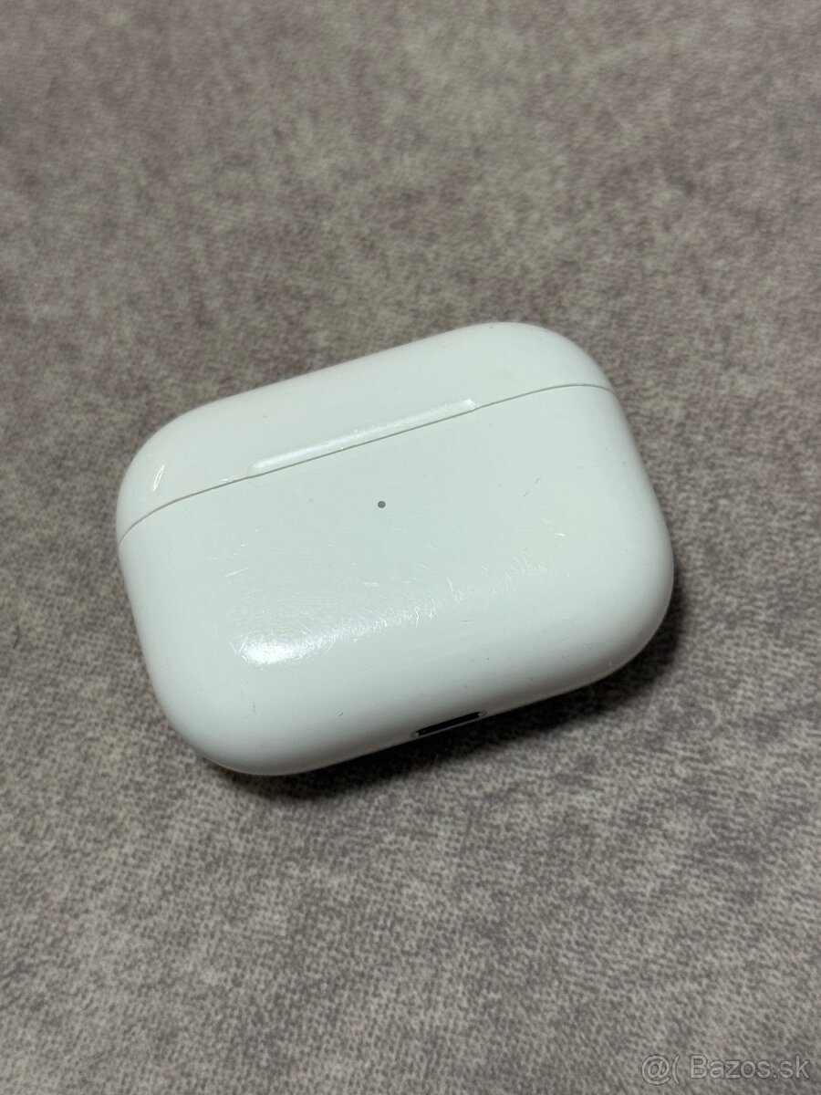 Nahradny nabijaci case pre airpods pro 1gen.