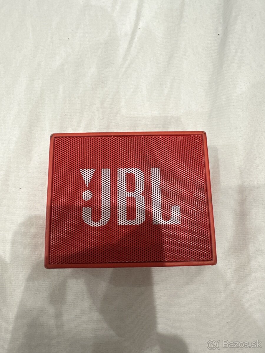 JBL GO