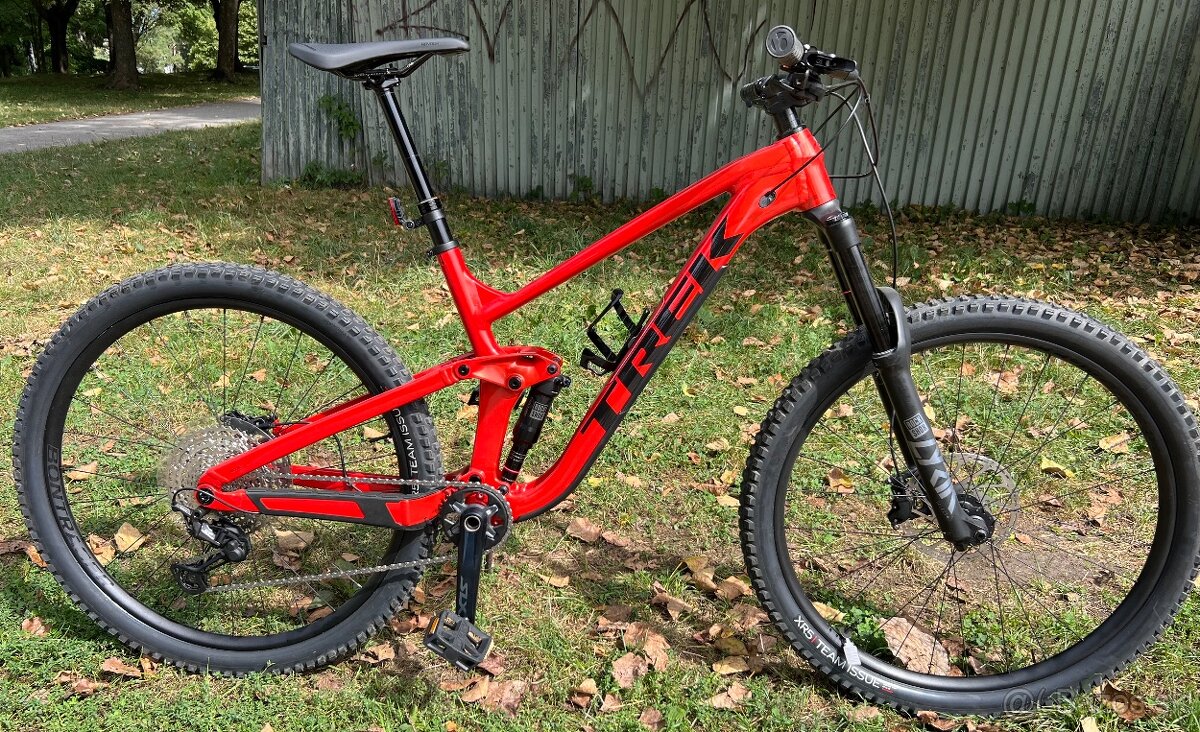 Celoodpružený bicykel Trek Slash 7 Gen 5 veľ L