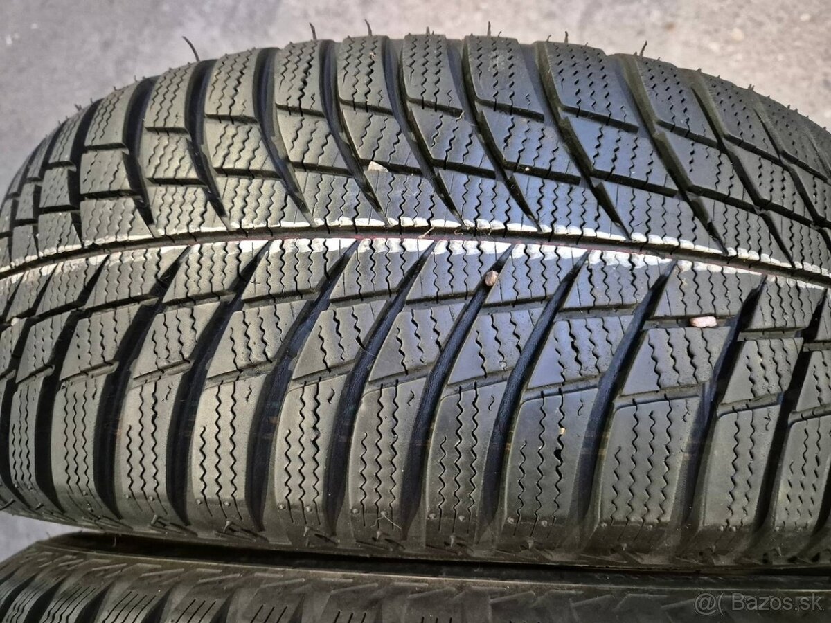 205/60 r16 zimné 4 ks BRIDGESTONE dezén 7,3-6,1 mm DOT2018