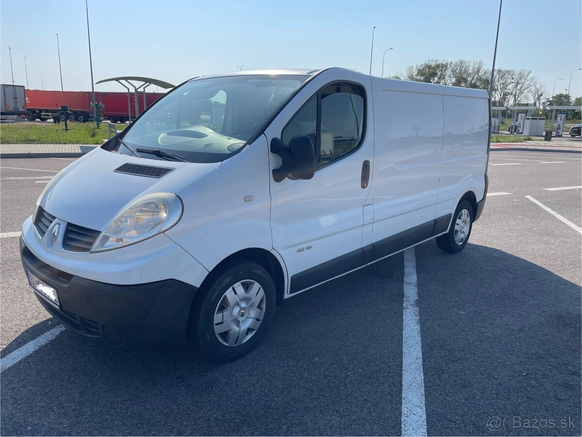 Renault Trafic II  2,0  dCi  115   L2H1