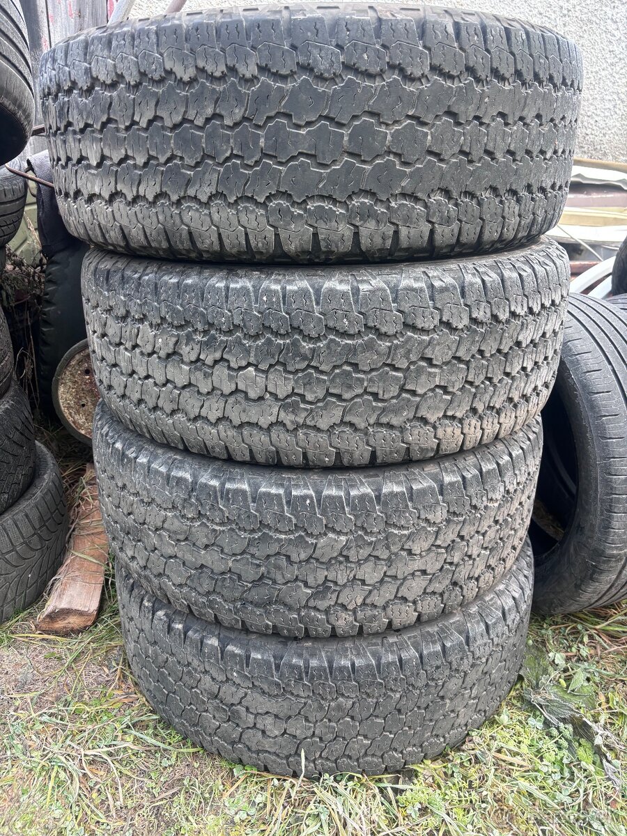 265/65 r17