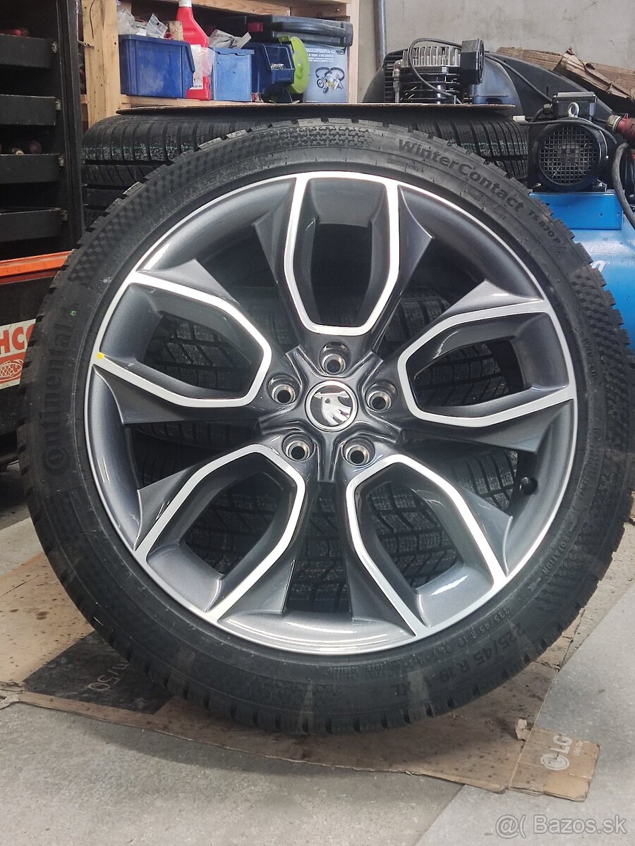 Škoda 5x112 225/45 r19