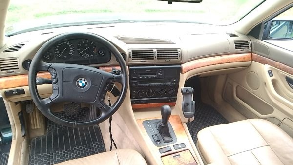 bmw e38	interier palubnej dosky,tlacitka,klimapanel