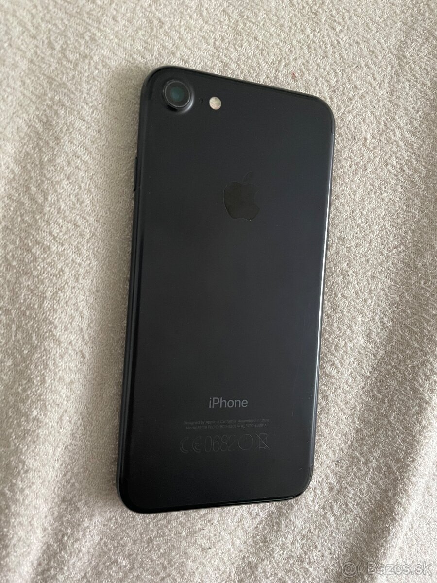 iPhone 7 128GB na náhradné diely