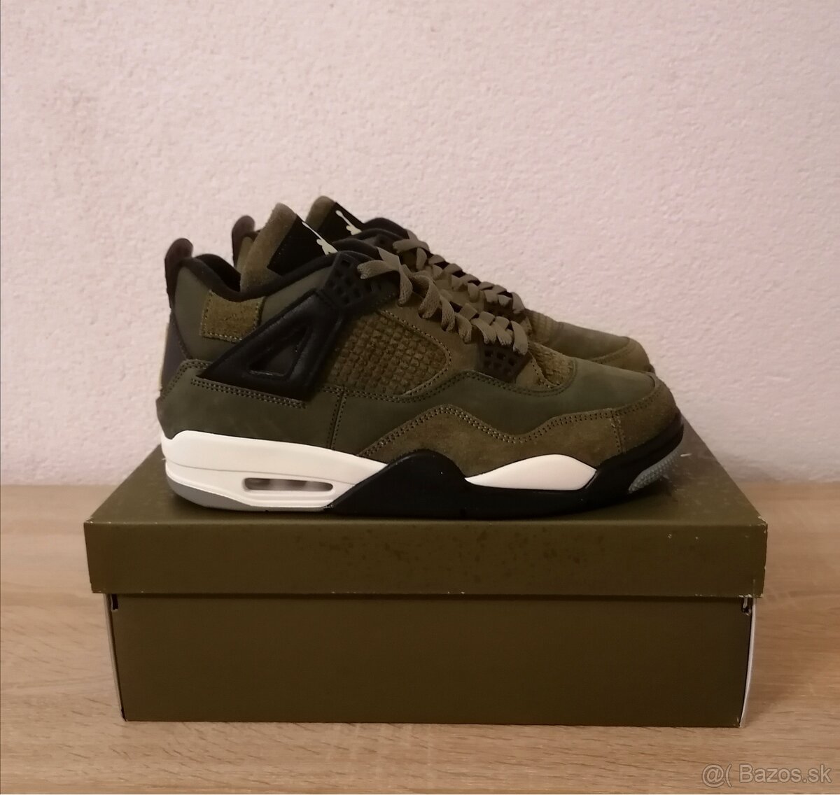 Air Jordan 4 Olive