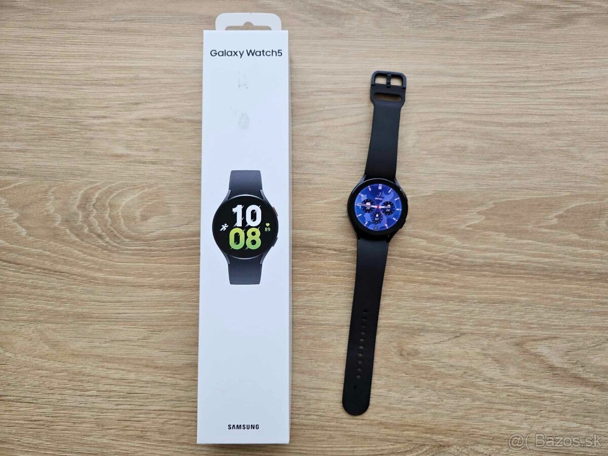 Samsung Galaxy Watch 5 44mm, cierne,wifi,top stav,zaruka