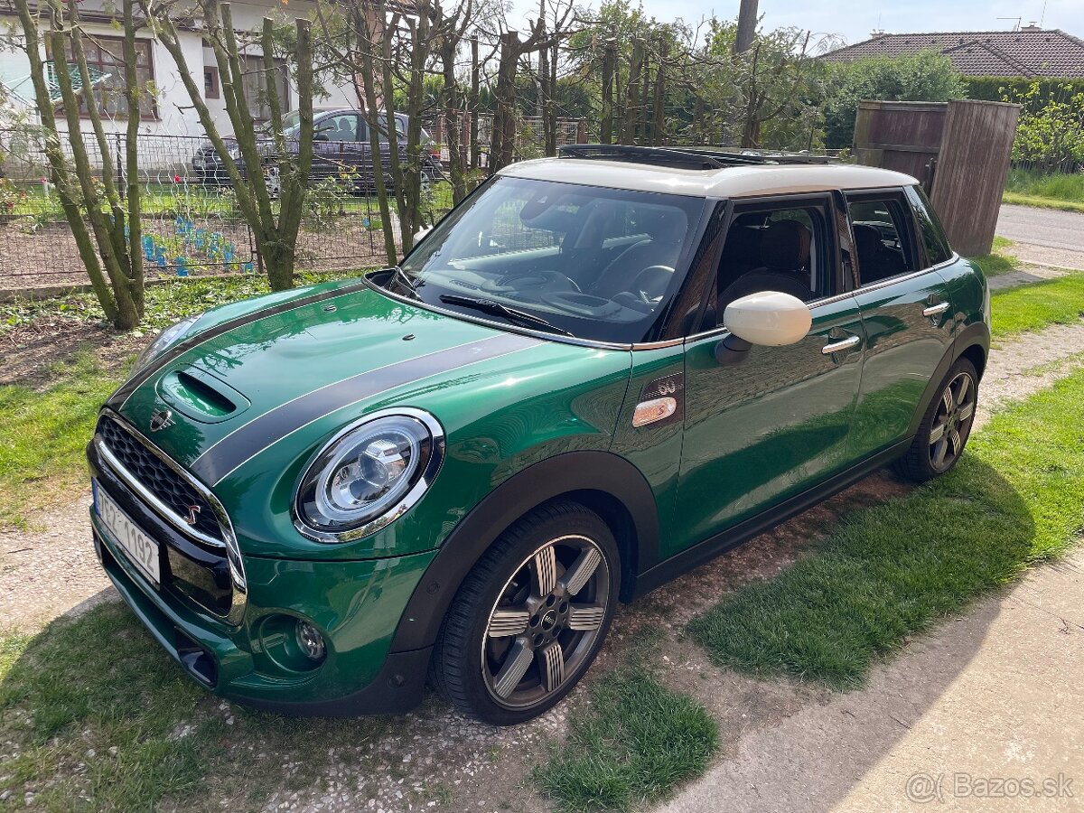 Mini Cooper S, 141kw, předplacený servis na 2roky