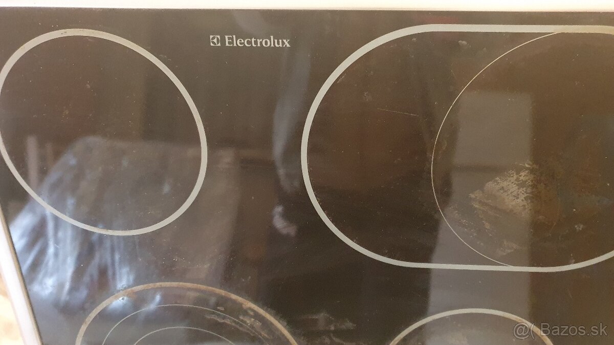 VARNÝ PANEL,Electrolux EHS 60200 X