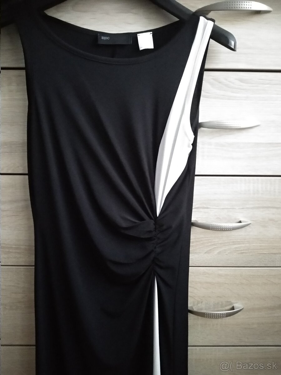 Čierno biele šaty Bonprix