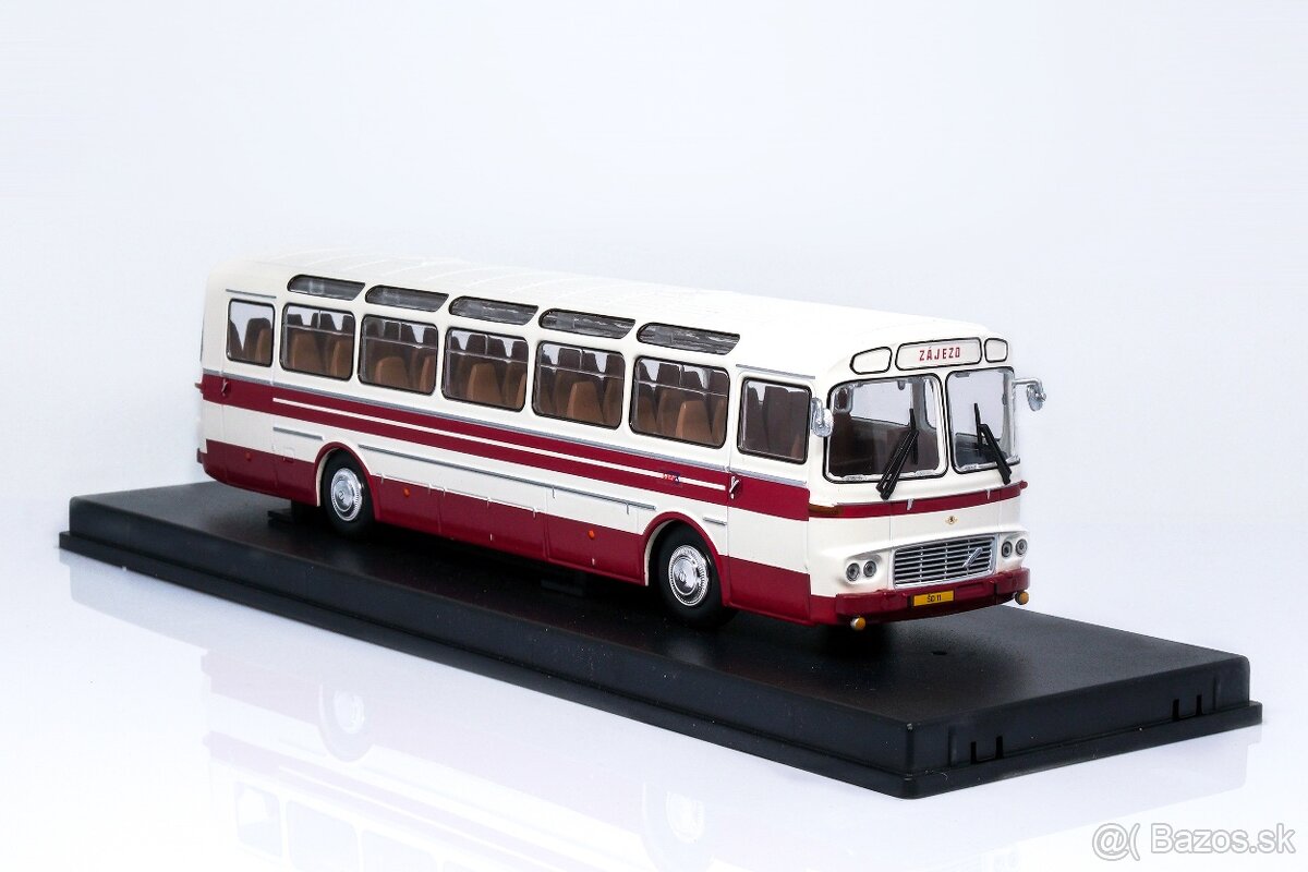 Kovový model autobusu Karosa ŠD 11 v měřítku 1:43