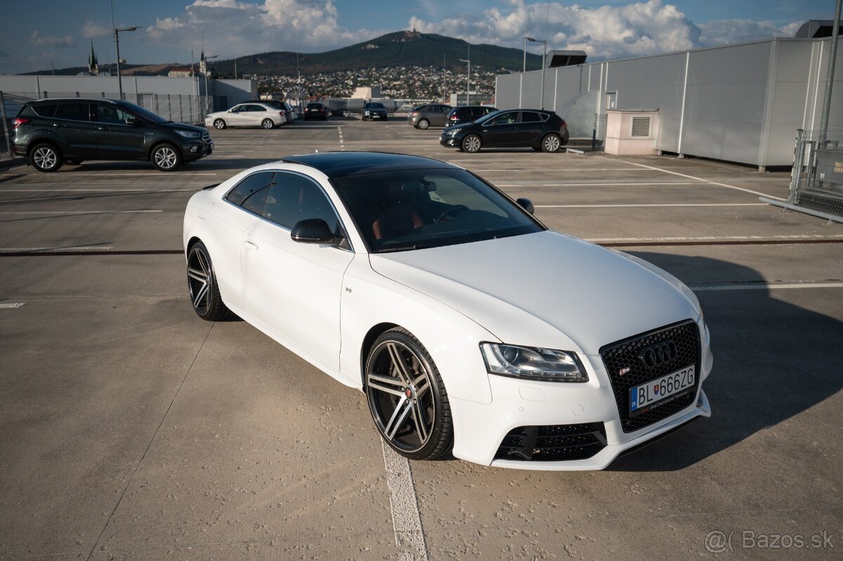 Audi S5 coupe 4.2 FSI V8 Quattro