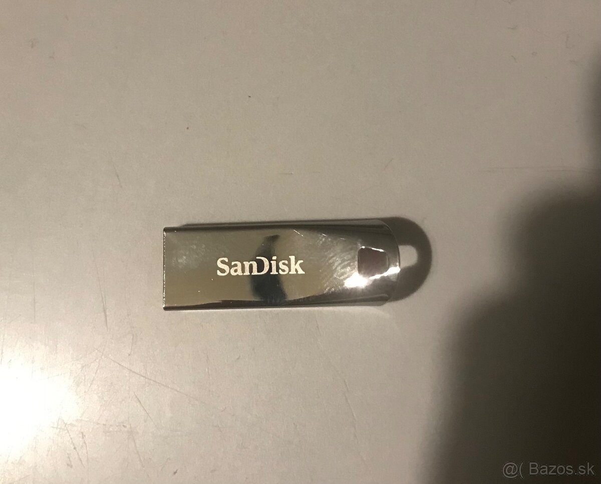 USB KĽÚČ SANDISK CRUZER FORCE 32GB