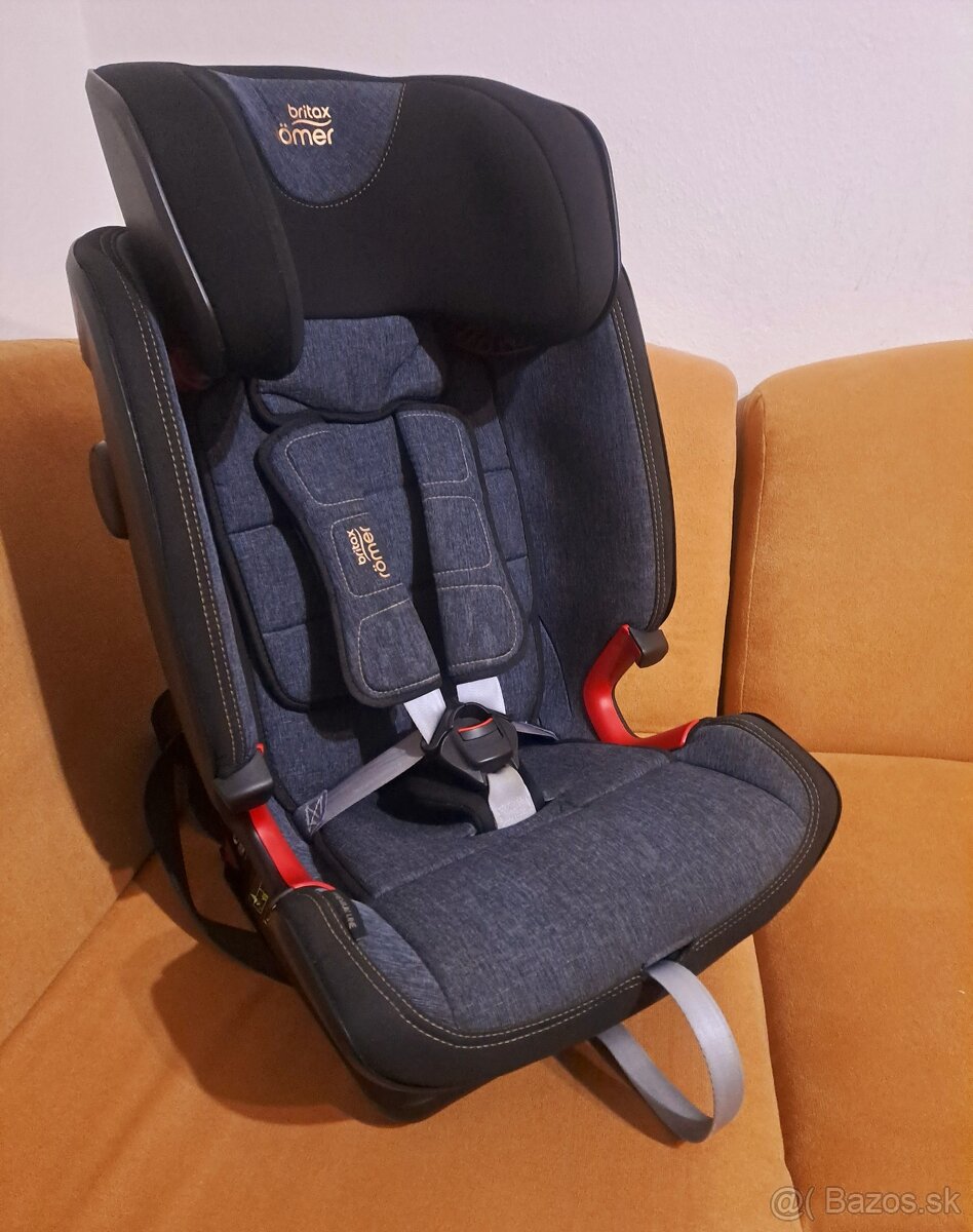 BRITAX RÖMER Advansafix IV R blu marble