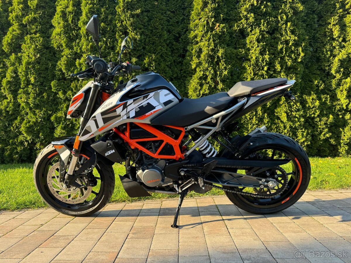 KTM Duke 125