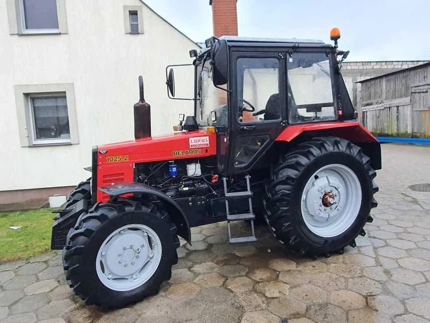 Agricultural / forestry tractor MTZ 2019 Belarus 1025.2