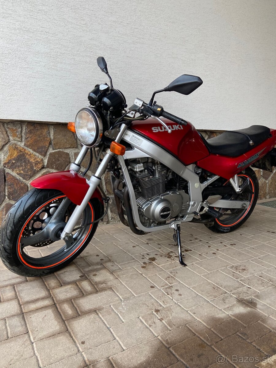 Suzuki GS 500 - top stav