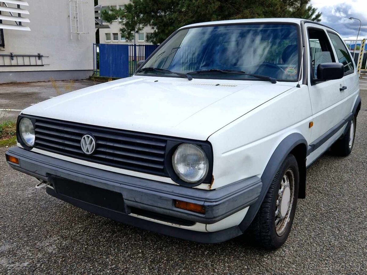 Volkswagen Golf 1.6 TD