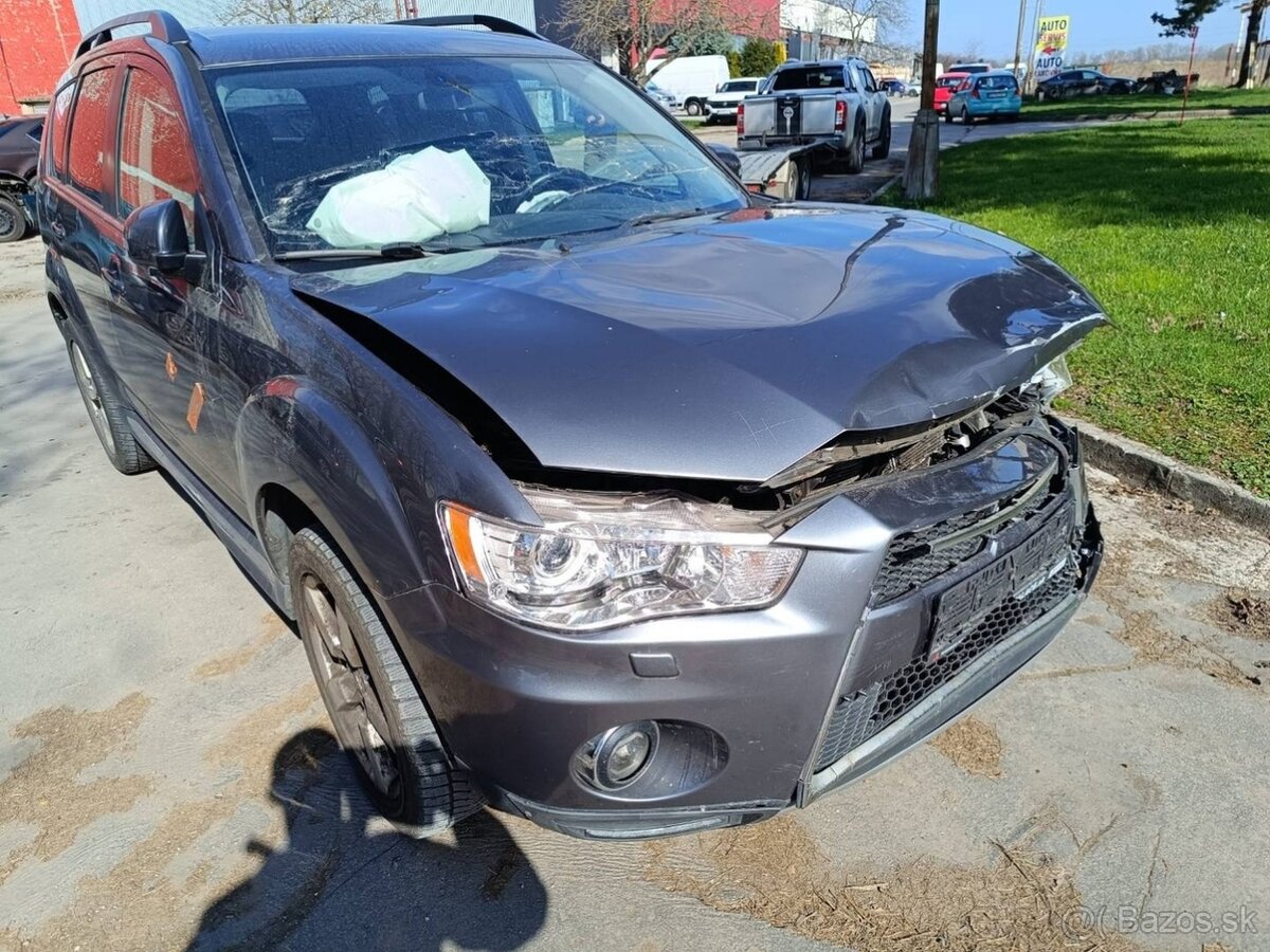 Mitsubishi Outlander 2.2 D kód motora 4N14