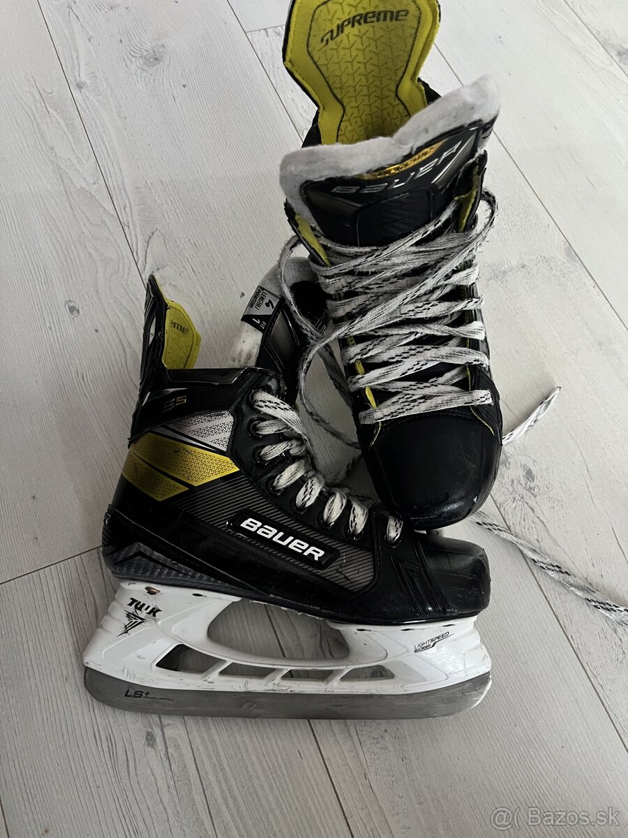 BAUER SUPREME 3S VEĽKOSŤ 4 fit1 MALO HRANE