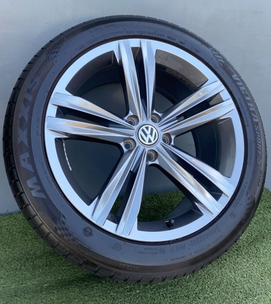 Alu kola Sebring VW Tiguan 255/45ZR19 104Y