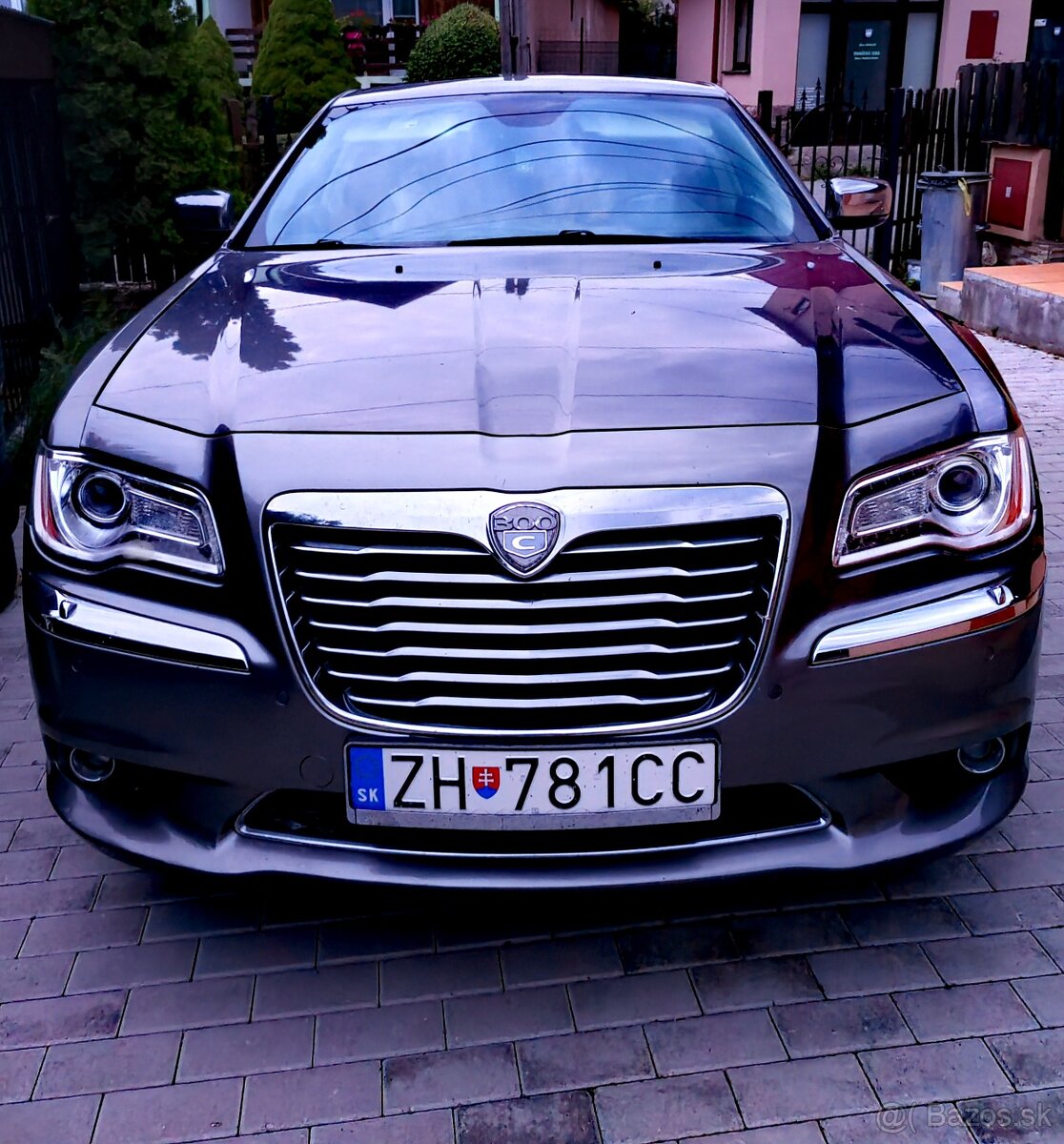 Lancia thema / chrysler 300c