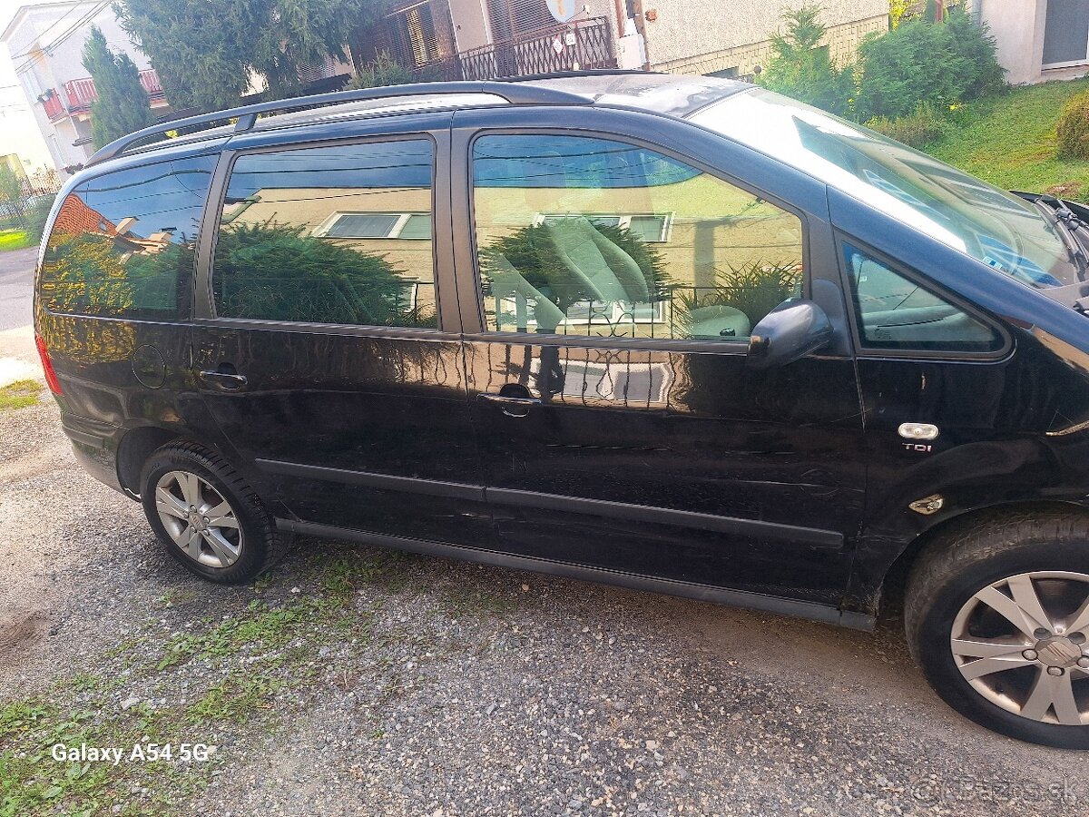 Seat alhambra