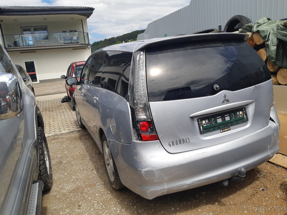 ROZPREDAM MITSUBISHI GRANDIS