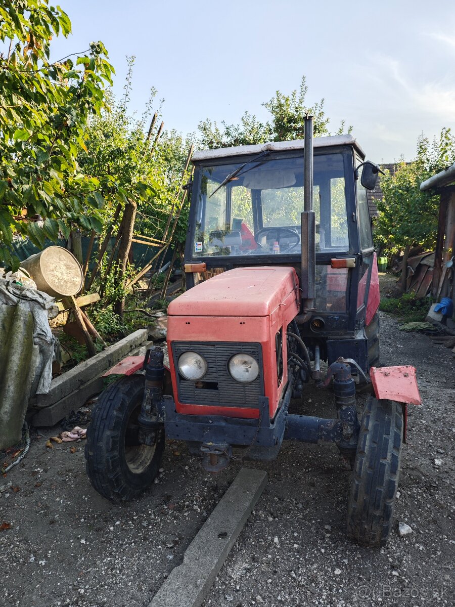 traktor Zetor 6718