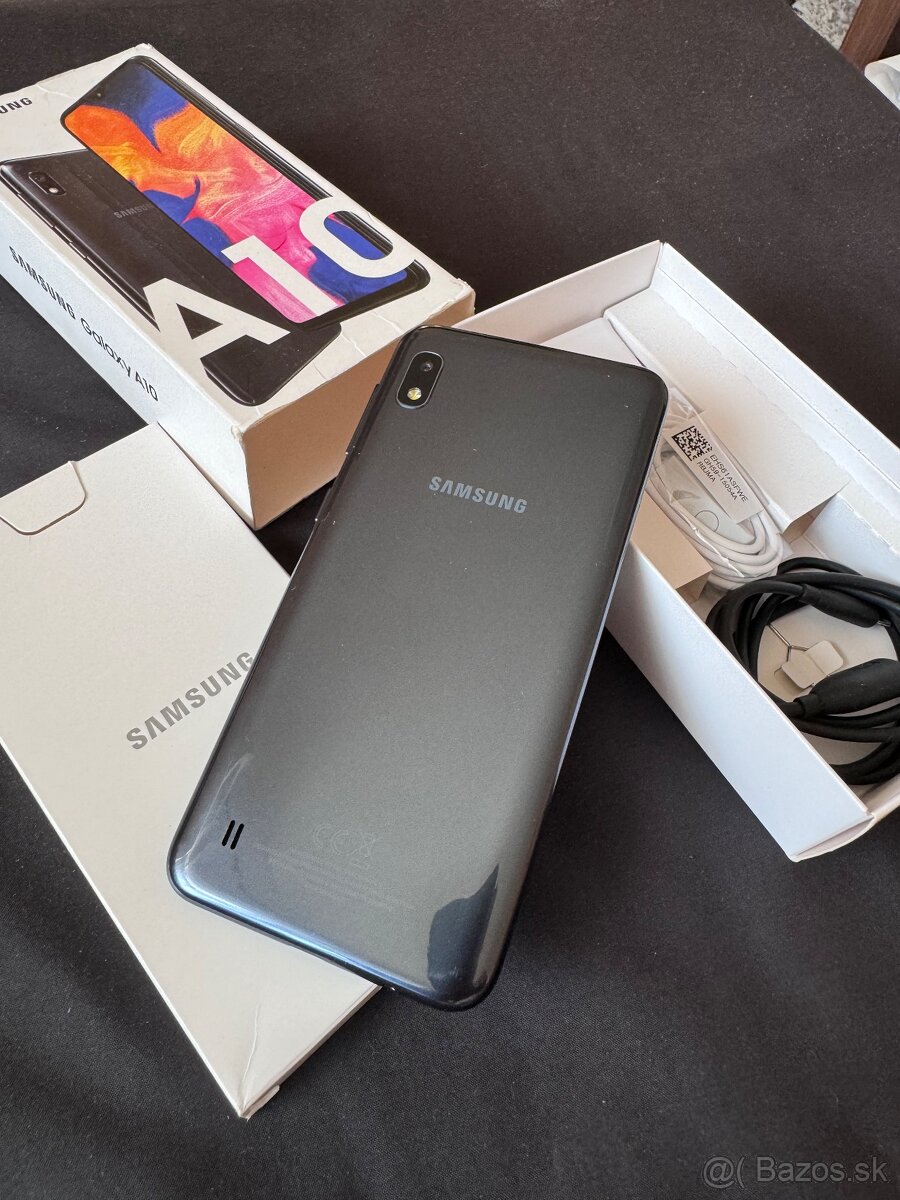 samsung galaxy a10 v komplet baleni