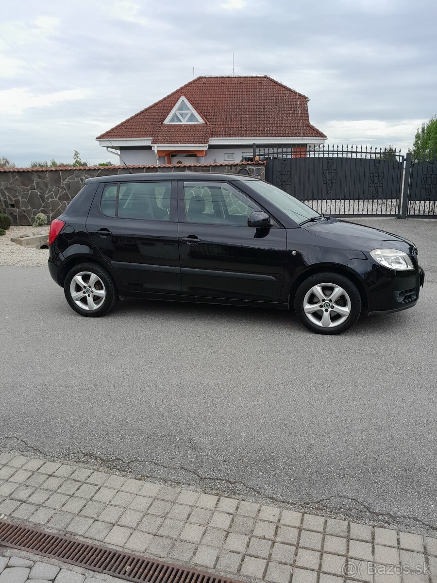 Skoda fabia 1.2htp 51 kw 96000km 2009 rok